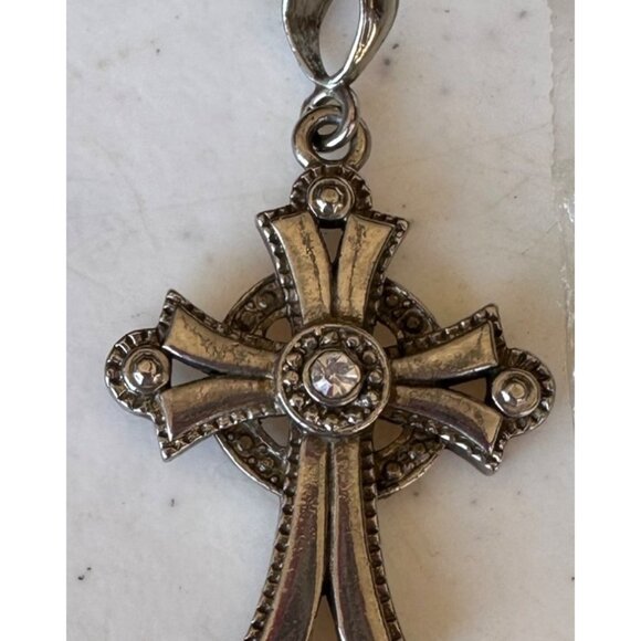 Mixed Lot of 6 Women's Costume/Fashion Jewelry Earrings, Pins, Charms - Picture 2 of 14